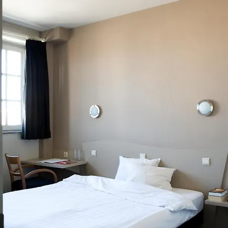 Hotel La Royale 2*