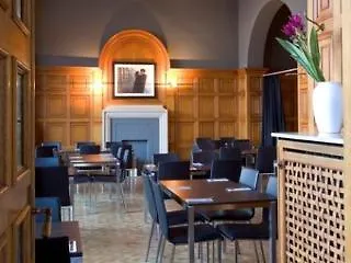 La Royale Hotel 2*