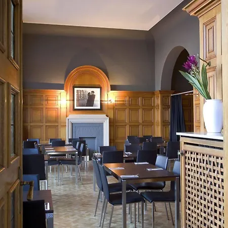 La Royale Hotel 2*