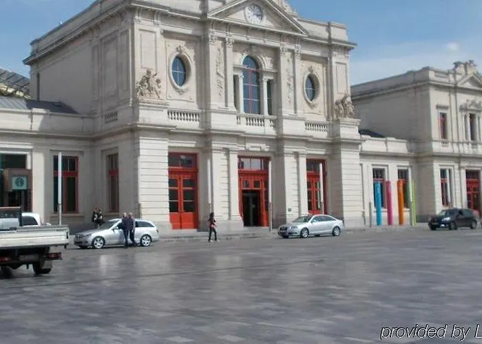 La Royale Ξενοδοχείο 2*